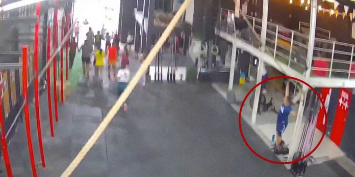 Foto:¡Pánico en gimnasio! Video muestra sismo mortal en Venezuela/Cortesía