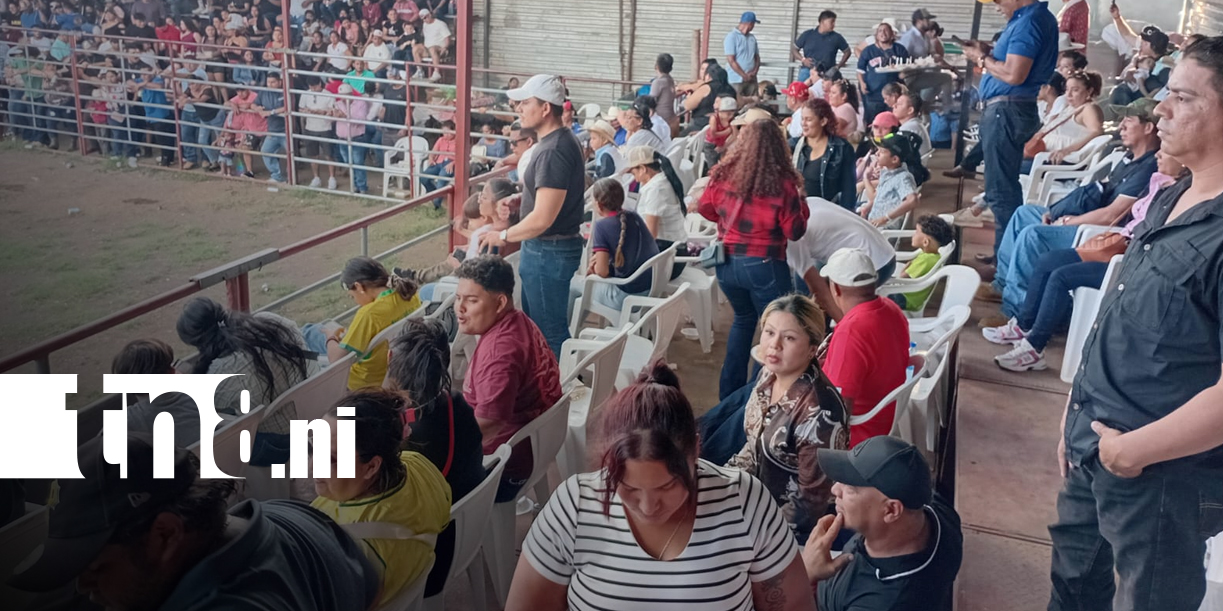 Foto: ¡Se rompen los fuegos! Tiscapa se enciende con el inicio de las montaderas de toros/TN8