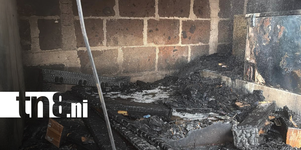 Foto: Incendio en Juigalpa destruye bodega y causa alarma entre vecinos/TN8