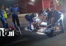 Accidente nocturno en Managua termina con un motociclista hospitalizado Foto: Accidente en Managua deja motociclista con fractura/TN8