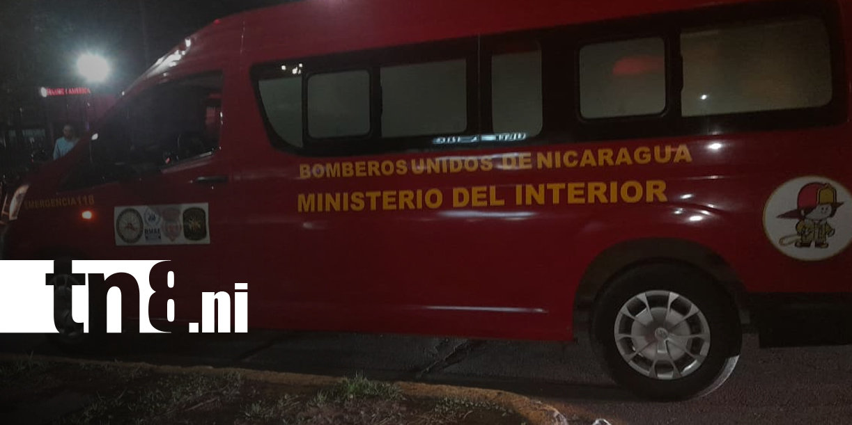 Foto: Un motociclista resultó lesionado tras ser impactado por un automóvil en la carretera a Masaya, Managua. Autoridades investigan las causas del accidente/TN8