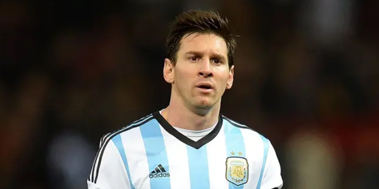 Foto: Messi y la polémica jugada que desató debate en el Mundial/TN8