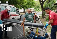 Motociclista queda con posible fractura tras choque con carretón en Managua Foto:Motociclista queda con posible fractura tras violento accidente en la Pista Suburbana de Managua/TN8