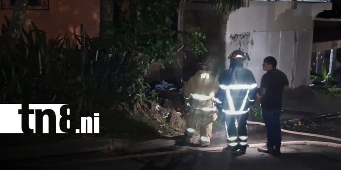 Foto: Hombre resulta con quemaduras leves tras incendio en su vivienda en Matagalpa/TN8