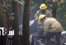 Foto: Bomberos controlan incendio en vivienda en Estelí/TN8