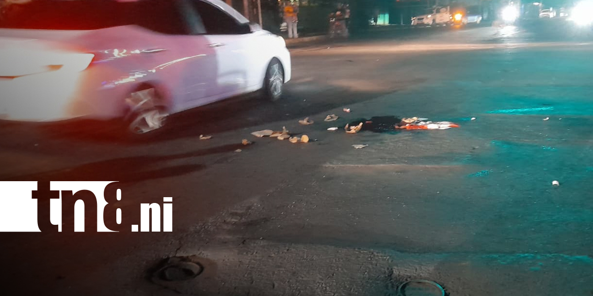 Foto: Motociclista grave tras choque con taxi en Managua/TN8