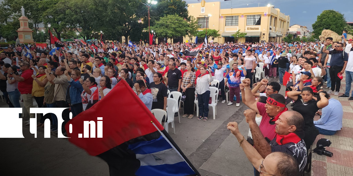 Foto: León celebra 47 aniversario de su Liberación/TN8
