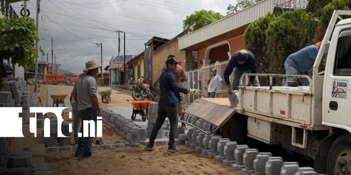 Foto: Adoquinado avanza en 13 cuadras de Jalapa/TN8