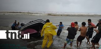 Foto: Rescate de pescadores en naufragio en Masachapa/TN8