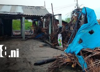 Autoridades evalúan daños por fuerte oleaje en Paso Caballo, Corinto Foto: Fuerte oleaje causa daños en ranchos de Paso Caballo, Corinto/TN8