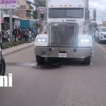 Ciclista muere bajo las pesadas llantas de una rastra en Estelí Foto: Ciclista muere bajo las pesadas llantas de una rastra en Estelí /TN8