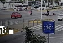 Fuerte choque entre motociclistas deja dos lesionados en Managua Foto:Grave accidente entre motociclistas deja dos lesionados en Managua/TN8