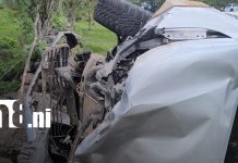 Milagro en Estelí: conductor sobrevive tras chocar contra muro de piedra Foto: Faustino sobrevive a brutal accidente en Estelí/TN8