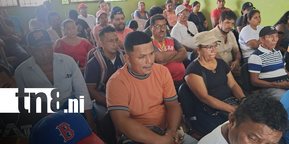Foto:Altagracia entrega uniformes a 15 equipos de béisbol en Ometepe/TN8