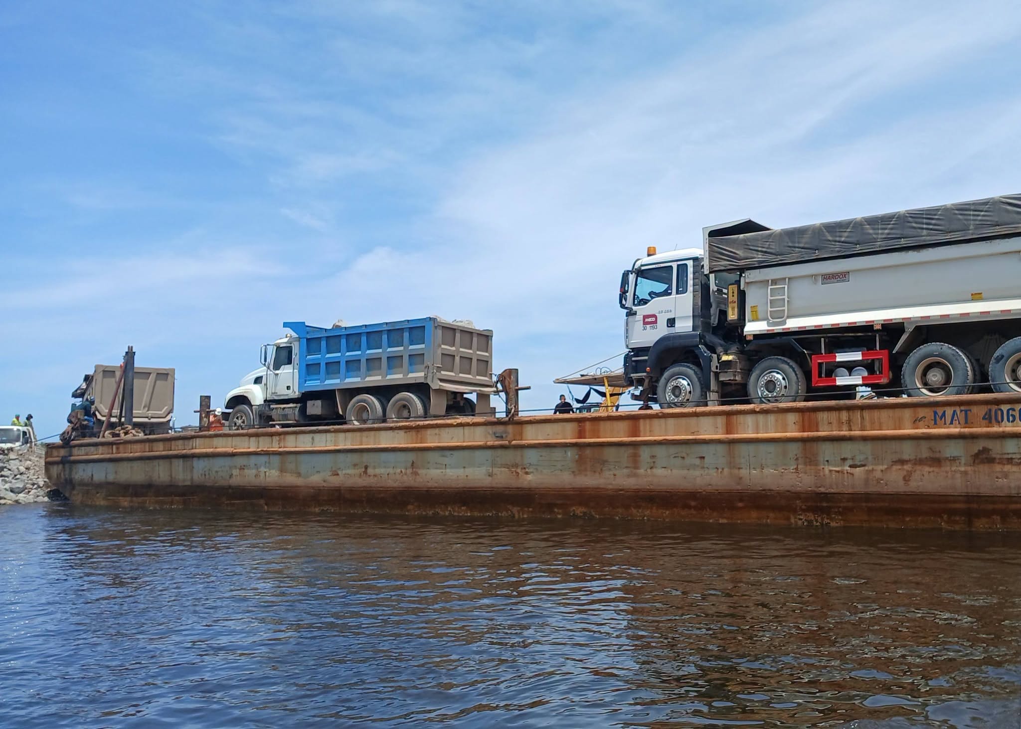 Foto: Trabajos de construcción de puente como obras de Puerto de Aguas Profundas de Bluefields