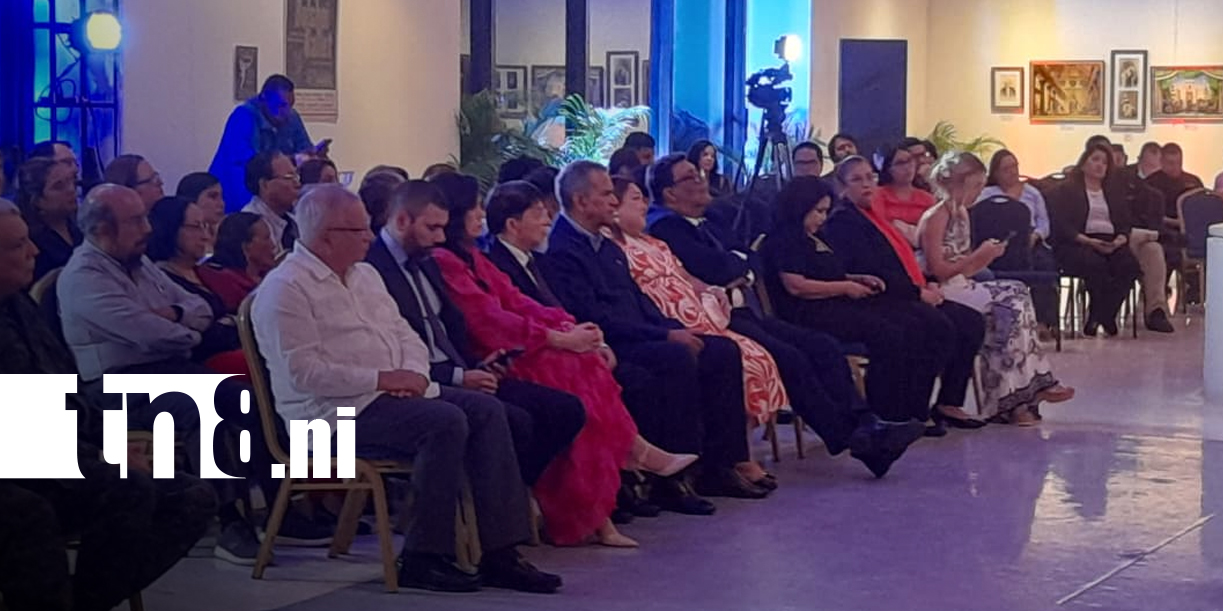Foto: Inauguran en Managua la exposición fotográfica "La Edad de Oro del Ballet Ruso"/TN8