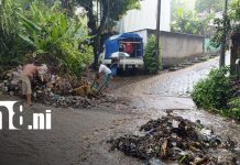 Foto:Basura en cauce de Camilo Ortega amenaza con provocar inundaciones/TN8