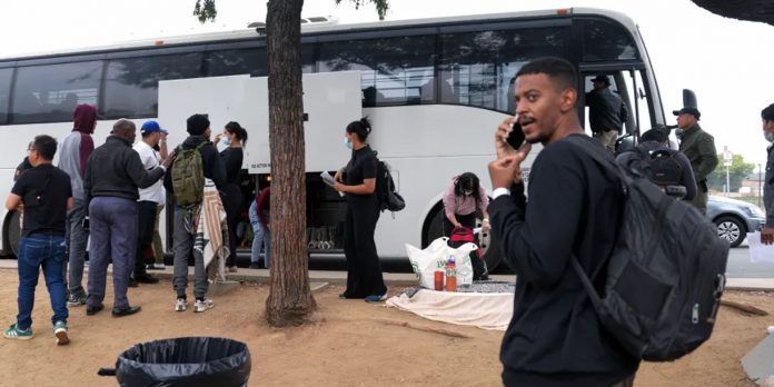 Plantilla Moderna TN8.Ni (16)-Recuperado Foto: Migrantes caen en engaños con IA en Estados Unidos/Cortesía