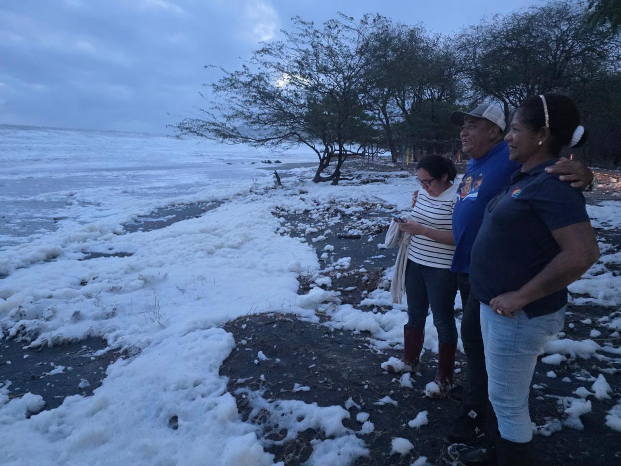 Foto: Espuma marina en Tola, Rivas