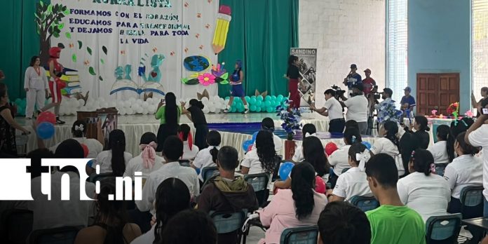 Foto: Escuela Normal Alessio Blandón celebra el Día del Maestro Normalista / TN8 Foto: Escuela Normal Alessio Blandón celebra el Día del Maestro Normalista / TN8