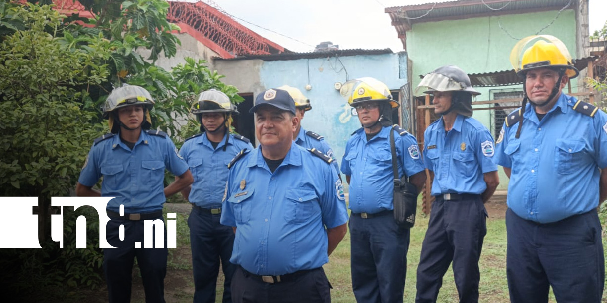 Foto: Inspección de los bomberos en Managua / TN8