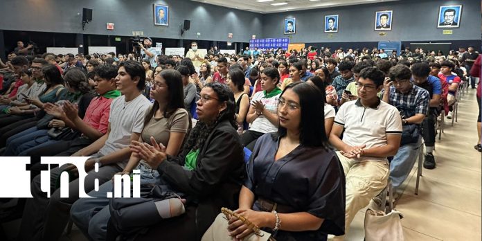 Foto: Simposio científico en la UNAN-Managua / TN8