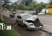 Insólito: Taxista se da a la fuga tras fuerte choque en la Cuesta El Plomo Foto: Extraño accidente de tránsito en la Cuesta El Plomo / TN8