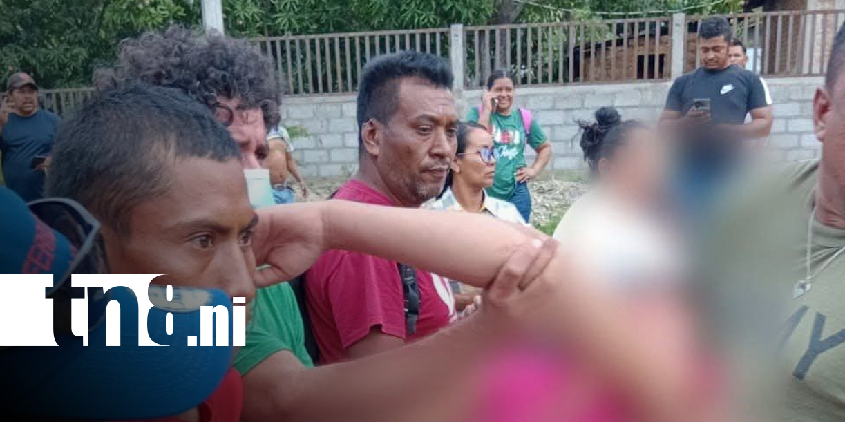 Foto: Embarazada y su hermana con lesiones tras caer de un bus en Mozonte, Nueva Segovia / TN8