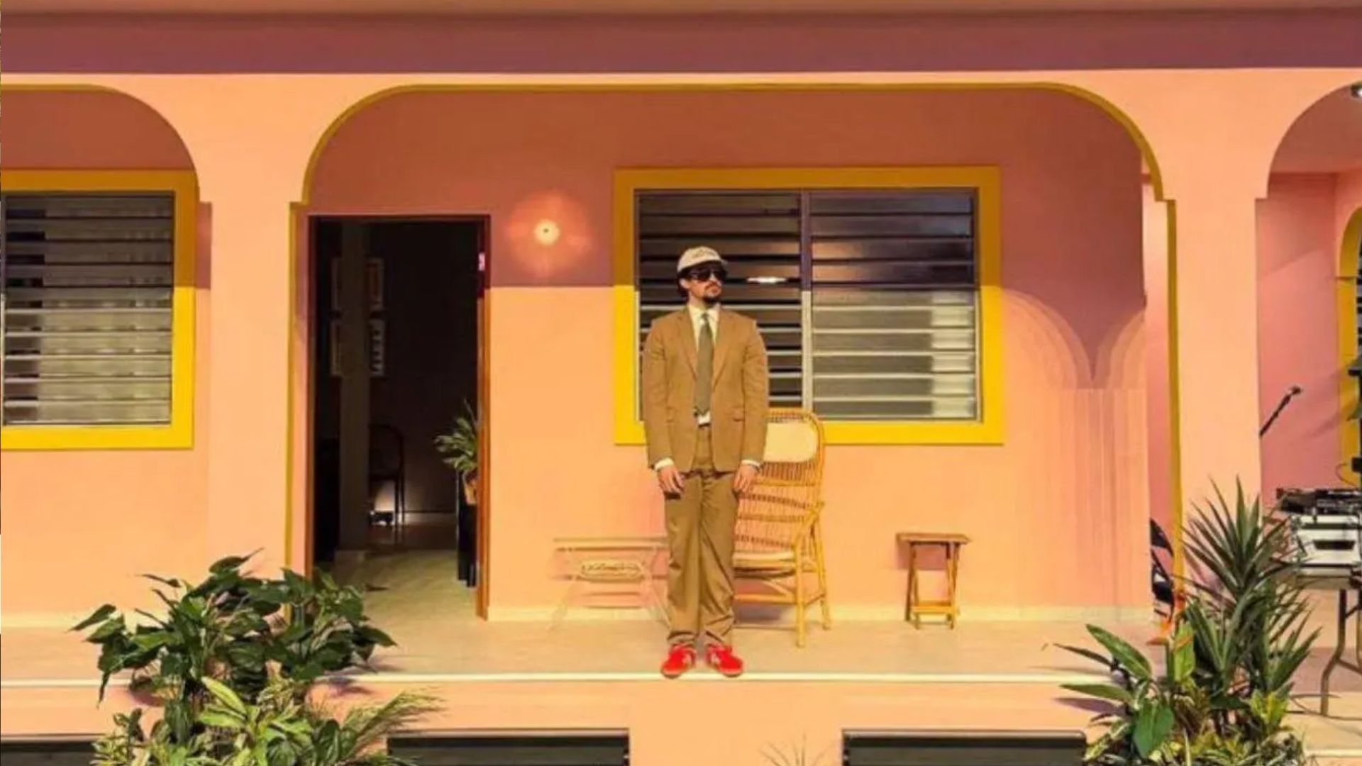 Foto: Carrasco cuestiona contrato ligado a Bad Bunny/Cortesía