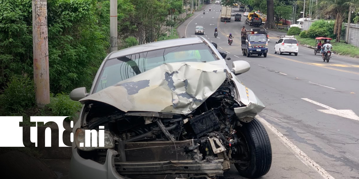 Foto: Extraño accidente de tránsito en la Cuesta El Plomo / TN8