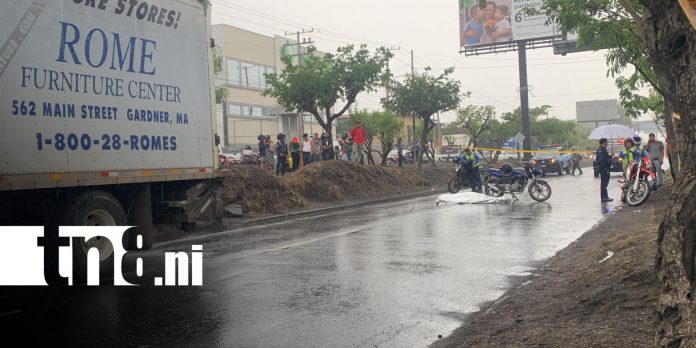 Foto: Muerte de motociclista en la Carretera Norte, Managua / TN8 Foto: Muerte de motociclista en la Carretera Norte, Managua / TN8