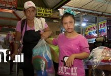 Foto: María Lourdes, una madre trabajadora del Iván Montenegro / TN8