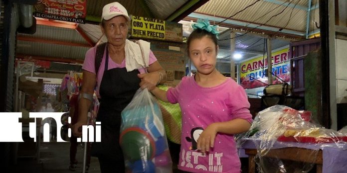 Foto: María Lourdes, una madre trabajadora del Iván Montenegro / TN8 Foto: María Lourdes, una madre trabajadora del Iván Montenegro / TN8