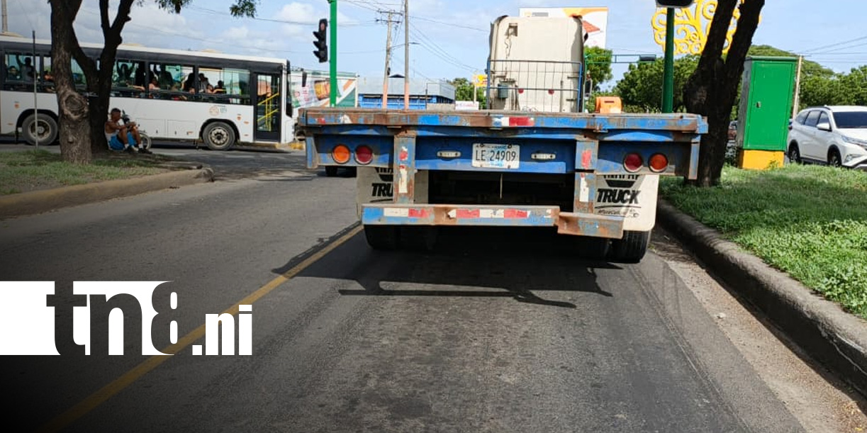 Foto: Fuerte accidente en Managua, cerca de semáforos del Dancing / TN8