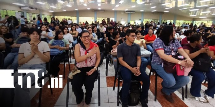 Foto: UNI inicia jornada de actividades en el Día Internacional de la Biotecnología / TN8 Foto: UNI inicia jornada de actividades en el Día Internacional de la Biotecnología / TN8