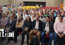 Foto: Maestros se reúnen en la UNAN-Managua / TN8