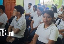 Depresión y suicidio: la cartilla que busca llegar directamente a los jóvenes de Ometepe Foto: Lanzamiento de cartilla para prevenir la depresión y el suicidio desde Ometepe / TN8