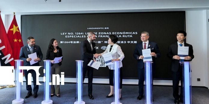 Foto: Ley traducida al chino para impulsar inversiones en el país /TN8 Foto: Ley traducida al chino para impulsar inversiones en el país /TN8