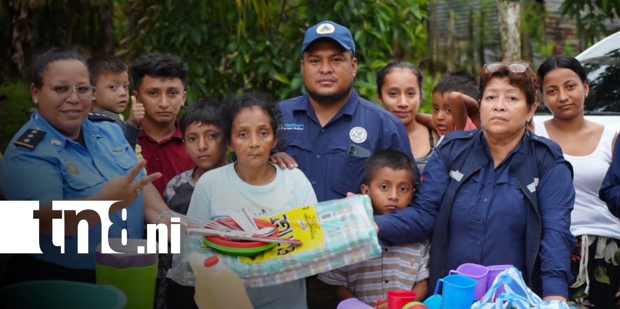 Foto: Apoyo para familias afectadas por incendio en Rosita / TN8