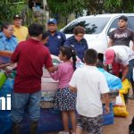 Autoridades de Rosita atienden a familias afectadas tras incendio en Layasiksa Foto: Apoyo para familias afectadas por incendio en Rosita / TN8