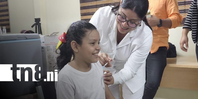 Foto: Vacunación contra el VPH en Managua / TN8