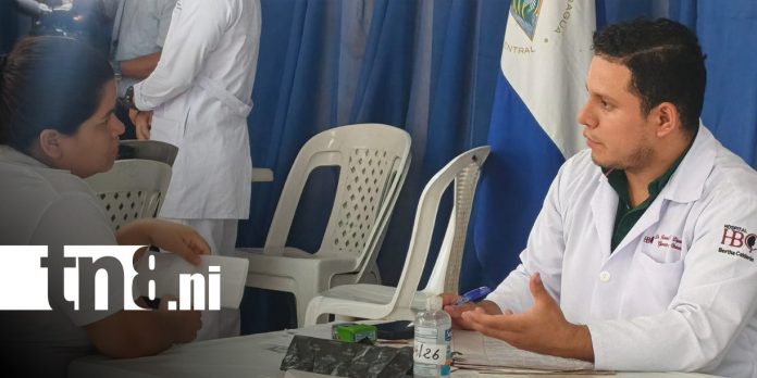 Foto: ‎Mujeres de la Villa Miguel Gutiérrez, en Managua, recibieron atención médica preventiva en feria de salud / TN8