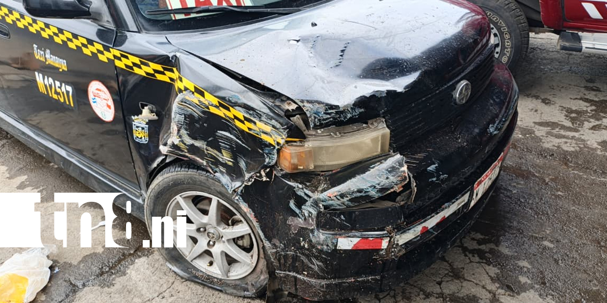 Foto: Falla en los frenos provoca atropello y choque de taxi en Managua /TN8