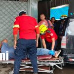 Taxi atropella a peatón y termina estrellado contra una vivienda en Managua Foto: Falla en los frenos provoca atropello y choque de taxi en Managua /TN8