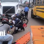 Padre e hijo resultan lesionados tras ser impactados por una rastra en Estelí Foto: Padre e hijo lesionados tras accidente con rastra en Estelí /TN8