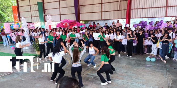 Foto: Jóvenes alzan la voz por la Madre Tierra /TN8 Foto: Jóvenes alzan la voz por la Madre Tierra /TN8