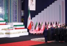 Irán despide al «Líder mártir» Jamenei con multitudinario homenaje Foto: Irán despide a Jamenei con multitudinario homenaje oficial/Cortesìa