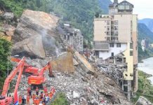 Deslizamiento de tierra en China deja 11 fallecidos y 50 personas desaparecidas Foto: Aumenta a 11 la cifra de fallecidos por deslizamiento de tierra en China/Cortesía