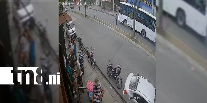 1 Foto: Una Mujer falleció tras ser atropellada por un autobús de la Ruta 154 en Managua/TN8