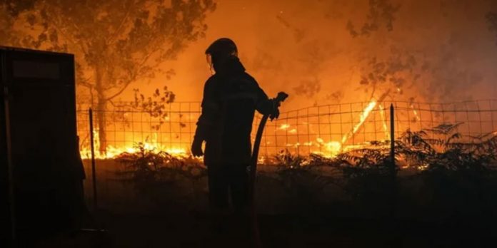 Foto: Incendios en Francia dejan miles de evacuados/Cortesía